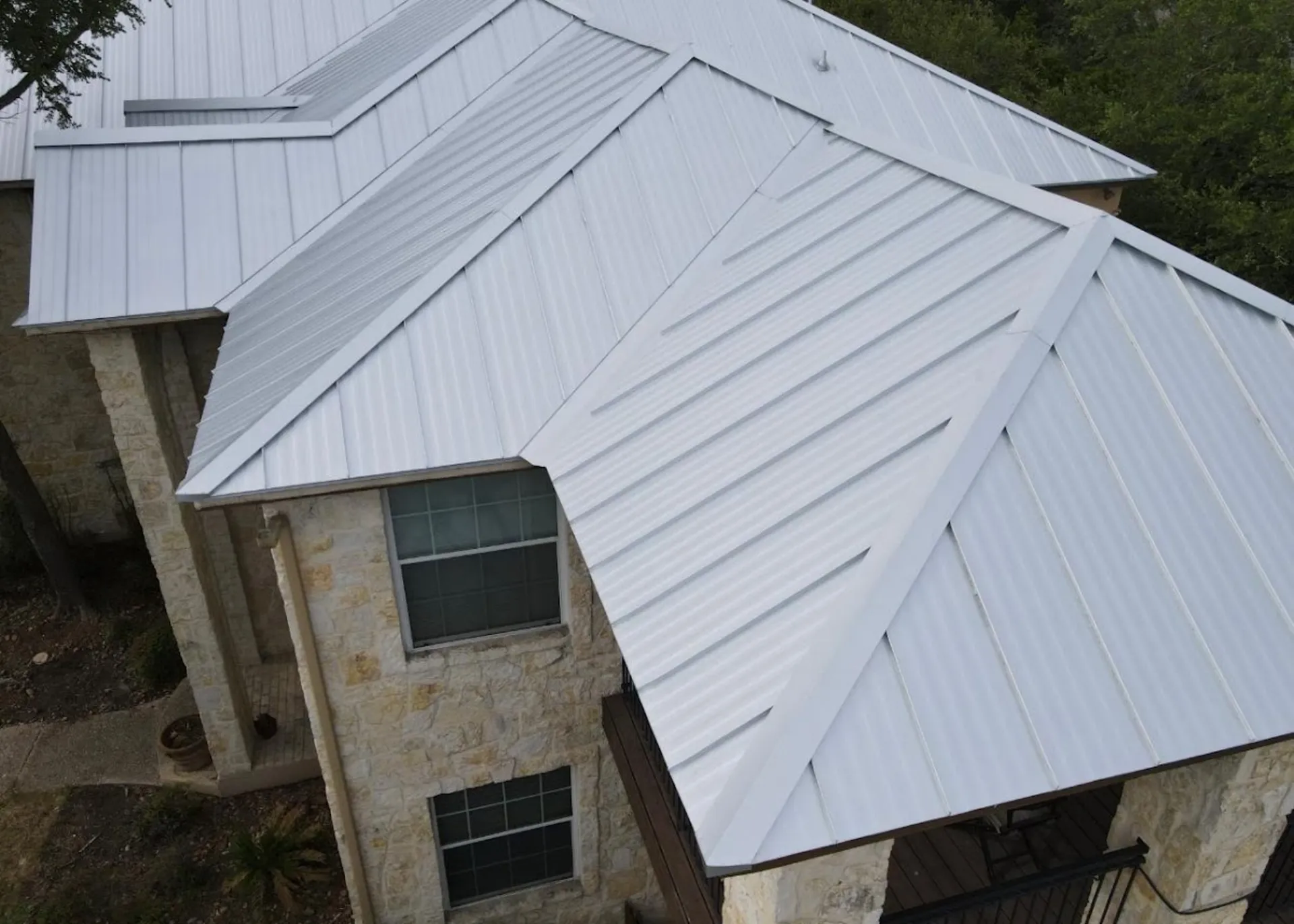 Metal Roofing services in Raleigh Hills, OR
